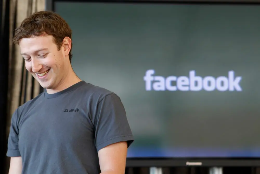 Scopri di più sull'articolo Zuckerberg – Il re del metaverso, streaming