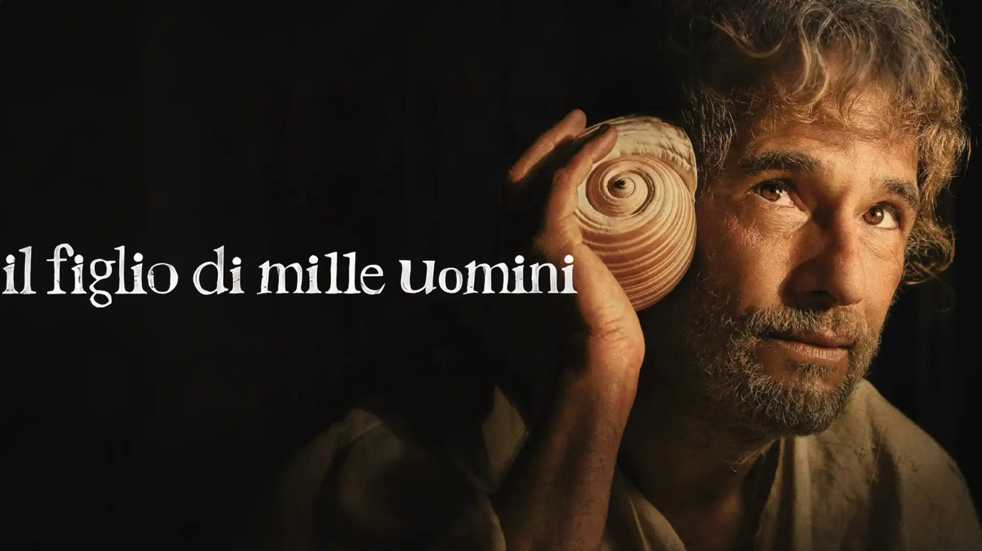 Scopri di più sull'articolo Il figlio di mille uomini: famiglia, solitudine e rinascita nel villaggio costiero